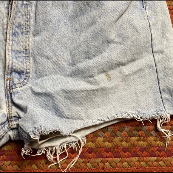 Vintage 501 Button Fly Cut Off Shorts - Picture 3 of 6